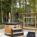 Domaine De לינה וארוחת בוקר