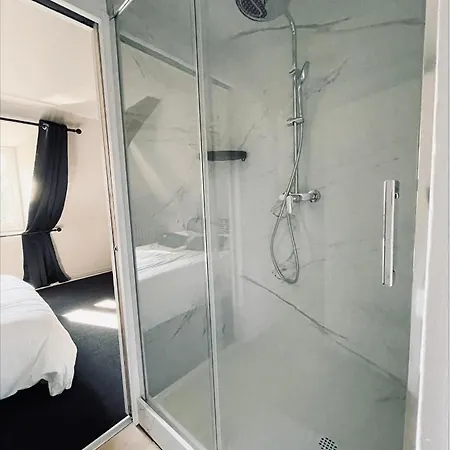 Domaine De Couette-café 3*