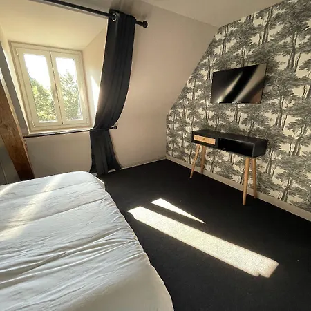 Domaine De Couette-café 3*