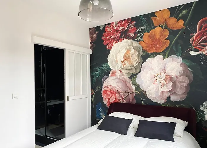 Domaine De Bed & Breakfast 3*